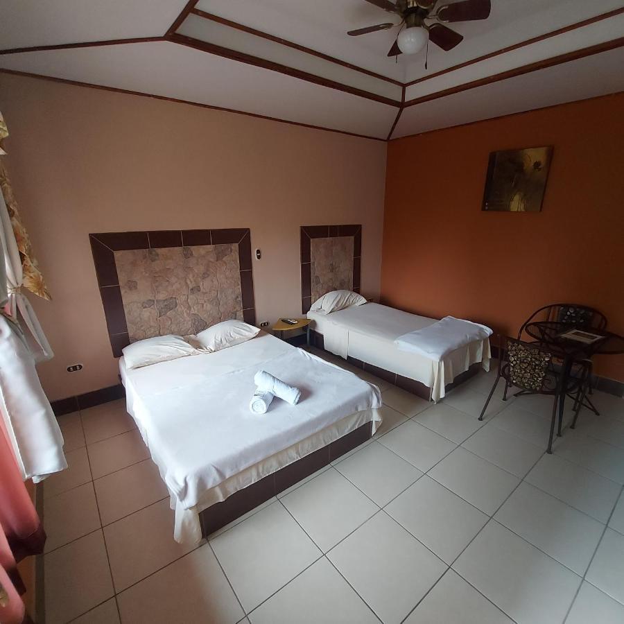 Hotel Torre Fuerte Venecia Bagian luar foto