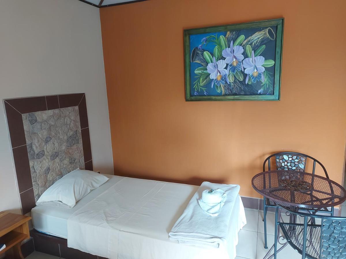 Hotel Torre Fuerte Venecia Bagian luar foto